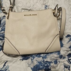 Micheal Kors handbag